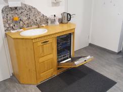 Maßanfertigung Waschbecken mit Spülmaschine 2